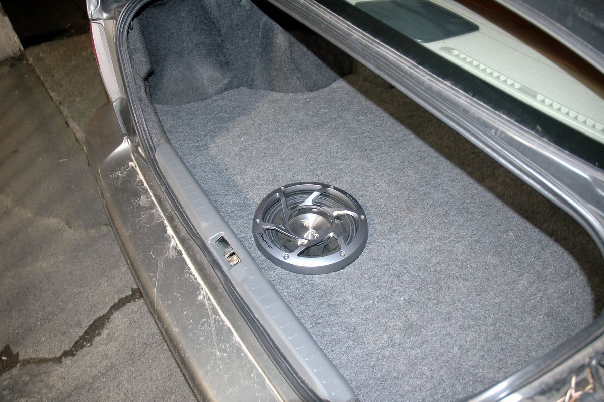 Sub enclosure in trunk floor of my Infiniti G20